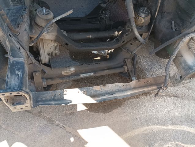 Reforçador inferior de suporte do radiador 7L0805551A VAG/Audi