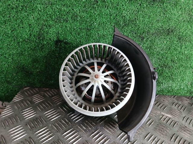 VAG 7L0820021Q Вентилятор печки в наличии Киев
