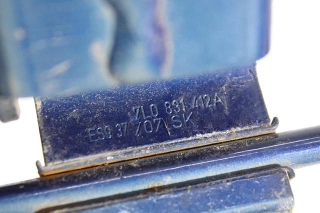 VAG 7L0831412A Петля двери передней правой в наличии Чернигов