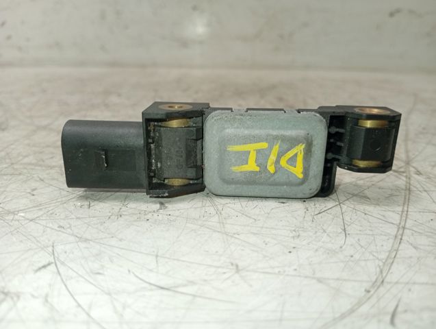 7L0909606 PORSCHE Датчик удара купить в Сумы
