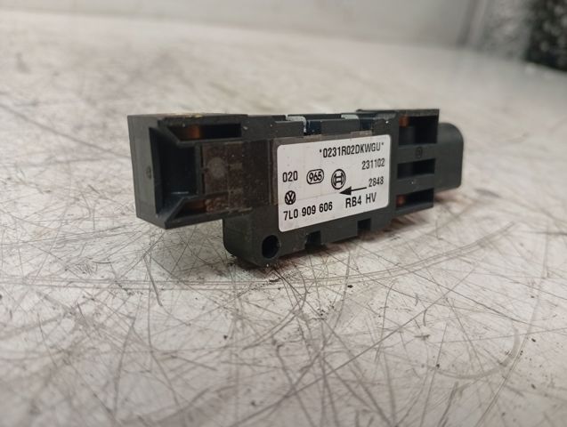 7L0909606 Датчик удара купить Киев