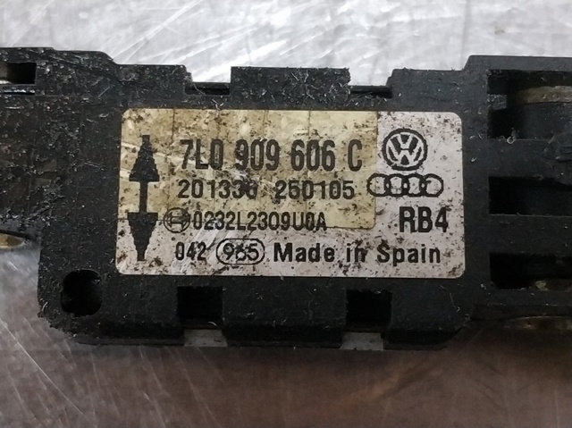 7L0909606C Датчик удара купить Кривой Рог