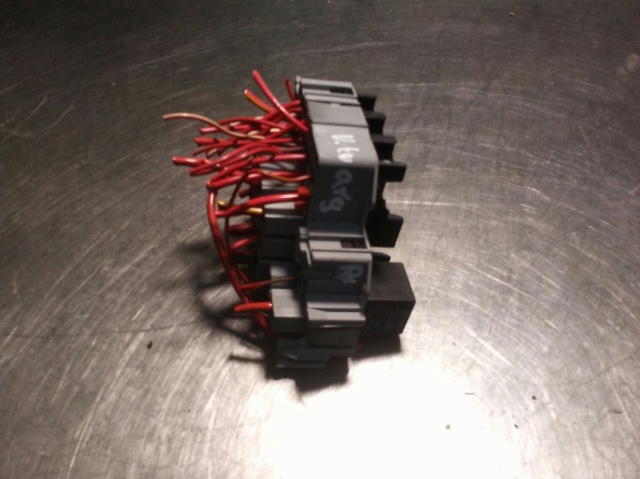 Unidade de dispositivos de segurança Volkswagen Touareg 2 7P5, 7P6