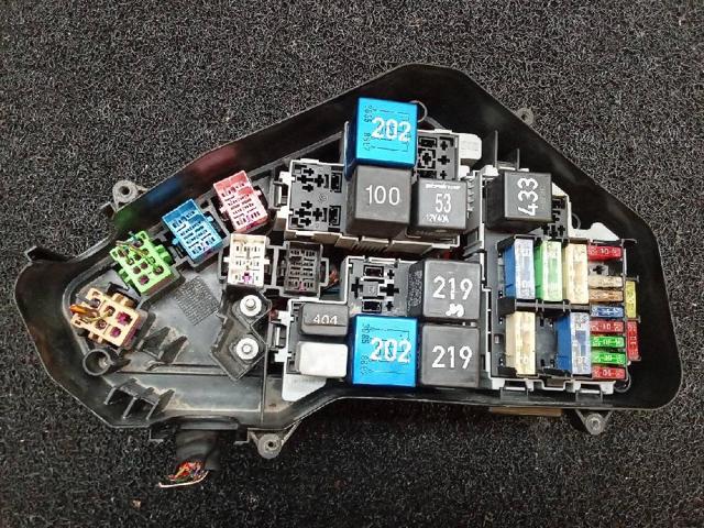 Unidade de dispositivos de segurança Volkswagen Touareg 2 7P5, 7P6