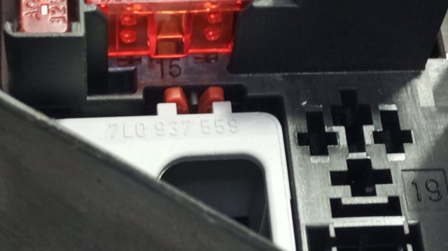 Unidade de dispositivos de segurança Volkswagen Touareg 2 7P5, 7P6