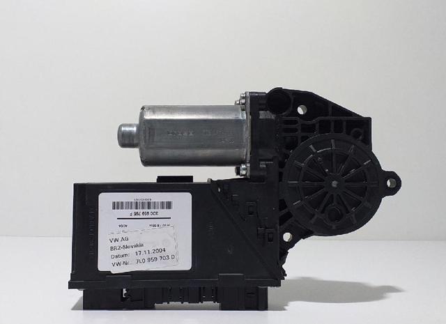 VAG 7L0959703D Мотор стеклоподъемника двери задней левой в наличии Ирпень