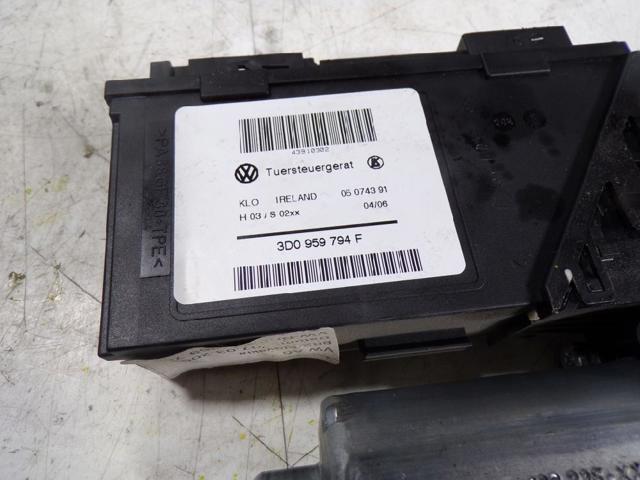 VAG 7L0959704DZ9E Мотор стеклоподъемника двери передней правой в наличии Житомир