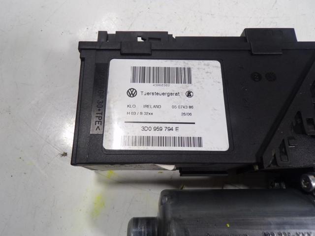 7L0959704DZ9E Мотор стеклоподъемника двери передней правой купить Полтава