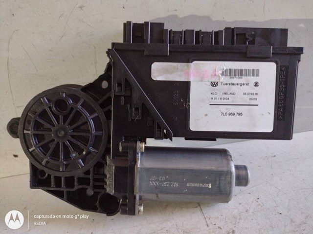 Motor do vidro traseiro esquerdo para Volkswagen Touareg (7LA,7LA,7LA) (2002-2010) 3.0 V6 TDI BKS 7L0959795