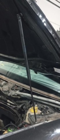 PORSCHE 7L5823359 Амортизатор капота в наличии Николаев