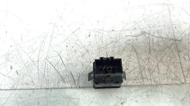7L5953235A Кнопка аварийки купить Ровно