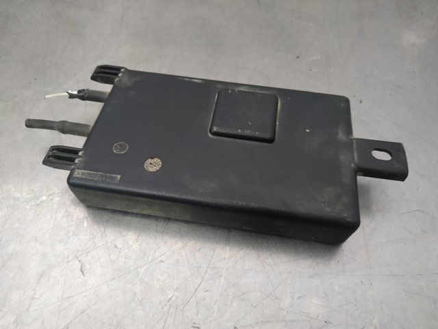 7L6035507E Усилитель сигнала антенны купить Харьков