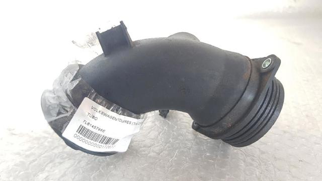 VAG 7L6145795E Патрубок интеркулера в наличии Чернигов