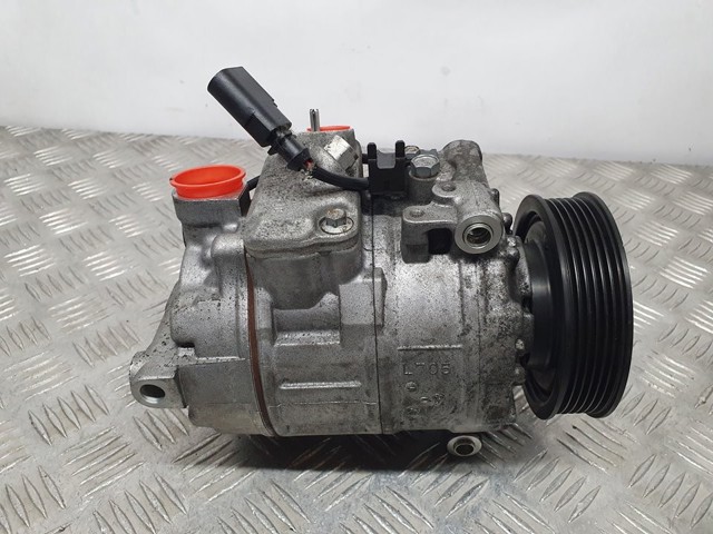 VAG 7L6820803F Компрессор кондиционера в наличии Житомир