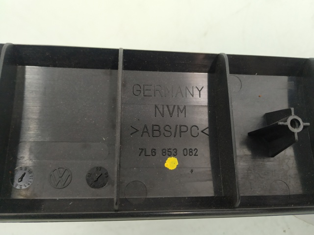 VAG 7L6853082 в наличии Чернигов