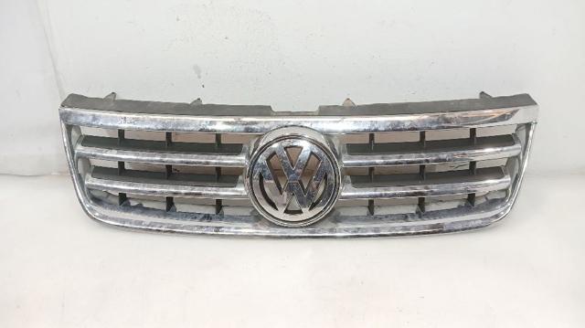 VAG 7L6853651A Решетка радиатора в наличии Каменское
