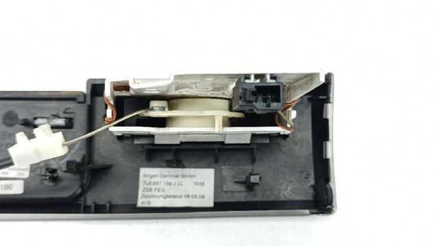 VAG 7L6857189J в наличии Полтава
