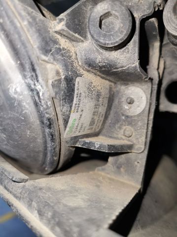 VAG 7L6941700B Фара противотуманная правая в наличии Полтава