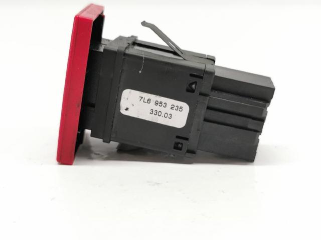 Botão de ativação do sinal de emergência Volkswagen Touareg 1 7LA, 7L6, 7L7