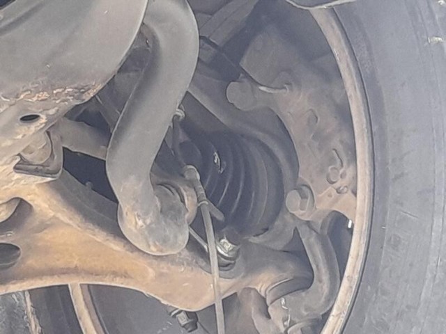 VAG 7L8407257C Цапфа (поворотный кулак) передний левый в наличии Кривой Рог