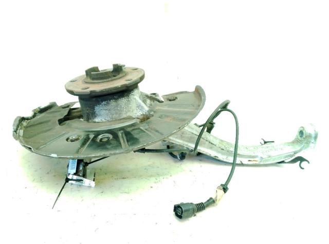 7L8407257C VAG Цапфа передняя левая купить в Запорожье