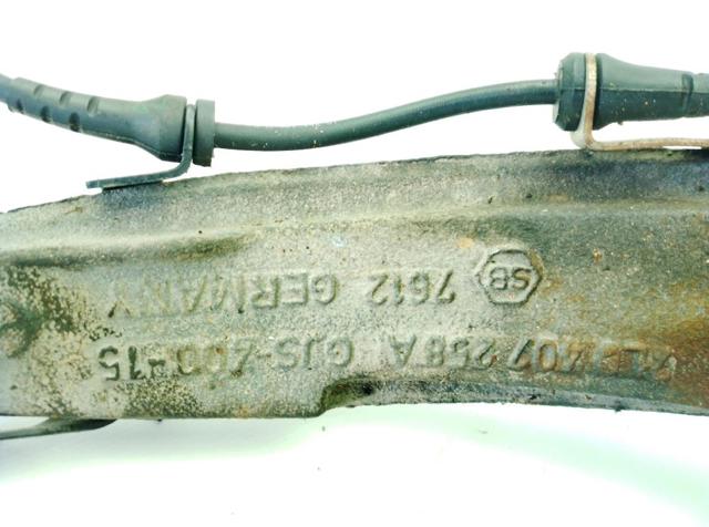 7L8407258C Цапфа (поворотный кулак) передний правый купить Харьков