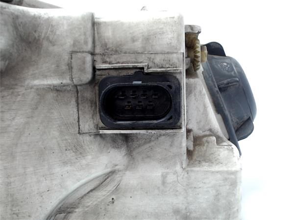 VAG 7M1941016D Правая фара в наличии Киев