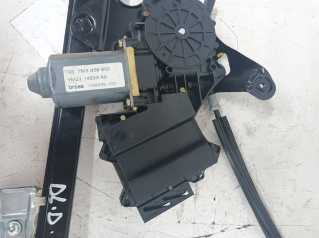 7M3959802 FORD Мотор стеклоподъемника двери передней правой купить в Тернополь
