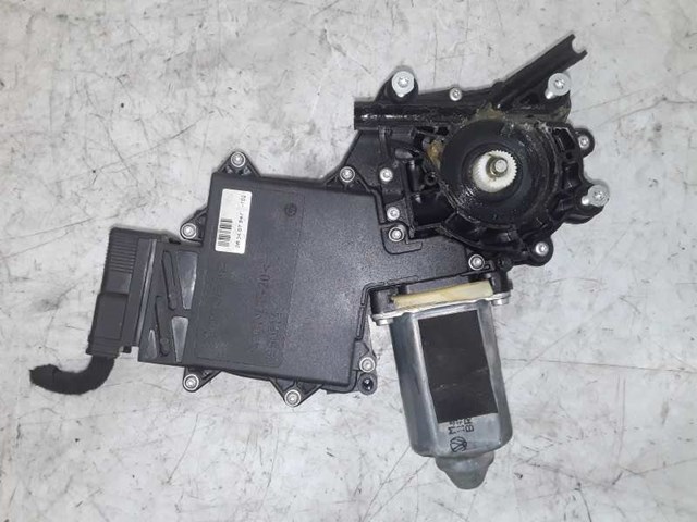 7M3959802 Мотор стеклоподъемника двери передней правой купить Каменское