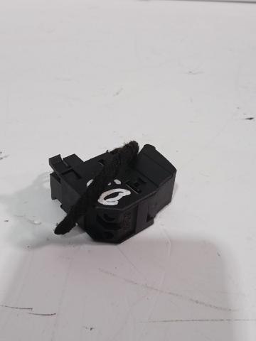 7M3959855 VAG Кнопка стеклоподъемника передняя купить в Житомир