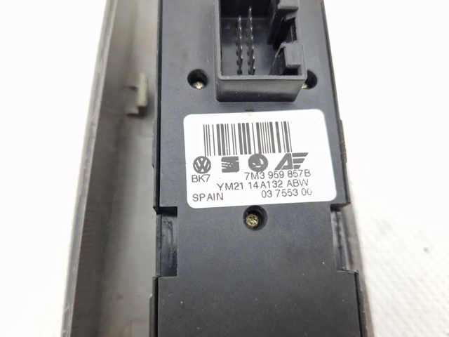 VAG 7M3959857C01C в наличии Запорожье