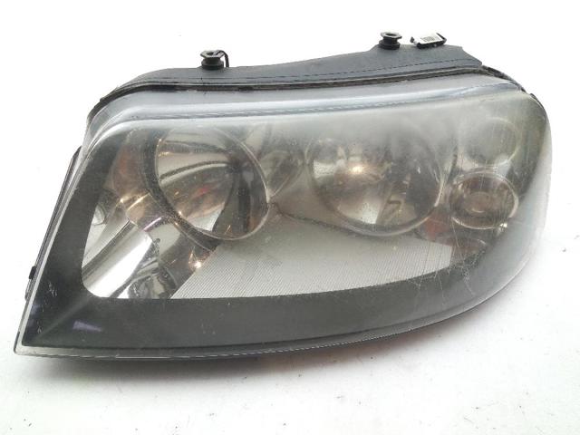 Luz esquerda 7M7941015K VAG