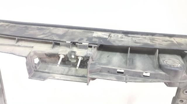 VAG 7N0805588B Рамка радиатора в наличии Каменское