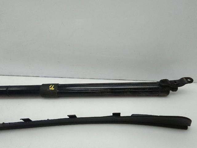 7N0827851E Амортизатор багажника купить Кривой Рог