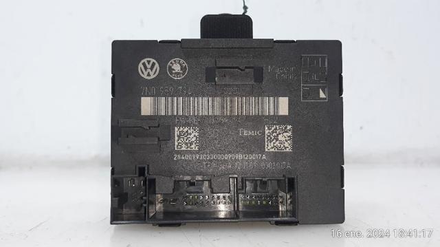 VAG 7N0959794 Блок комфорта задней двери в наличии Кривой Рог