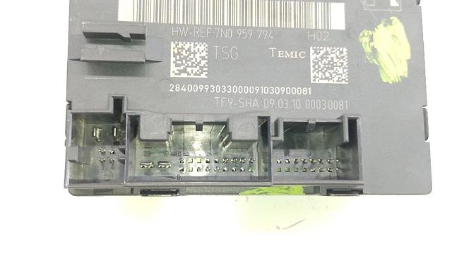7N0959794 VAG Блок комфорта задней двери купить в Черкассы
