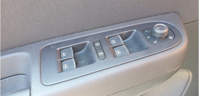 Controle do vidro dianteiro esquerdo para Volkswagen Touareg 3.2 V6 AZZ 7N0959857REH