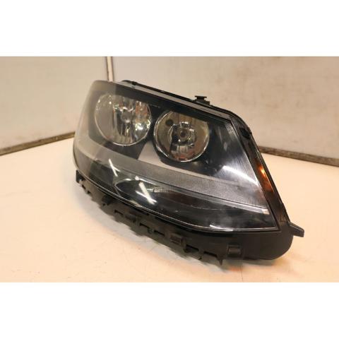 VAG 7N1941006C Правая фара в наличии Ровно