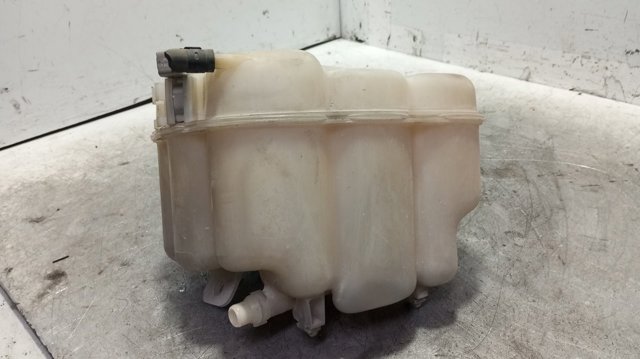 7P0121407 PORSCHE Бачок системы охлаждения расширительный купить в Одесса