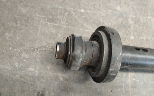 VAG 7P0521102M Кардан задний в наличии Харьков