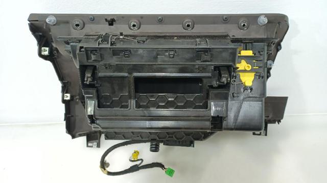VAG 7P1857114G81U Ящик перчаточный (бардачок) в наличии Украина
