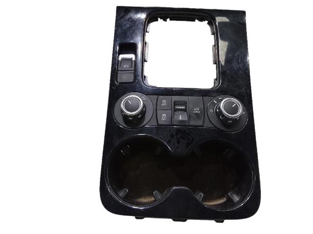 VAG 7P1863241B81U Консоль панели управления центральная в наличии Запорожье