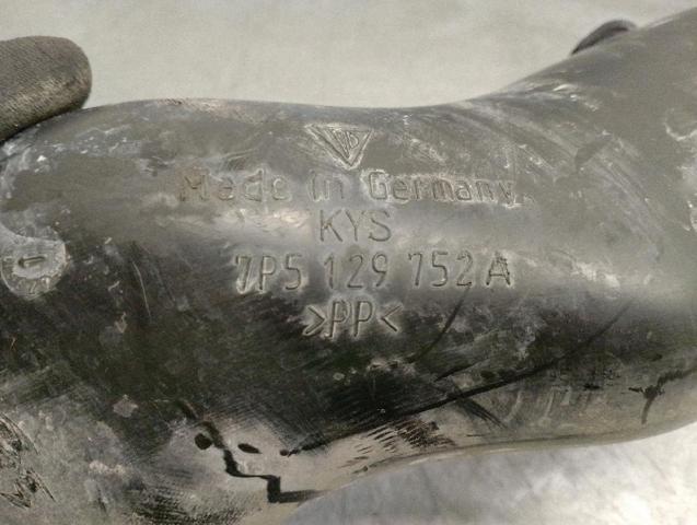 7P5129752A PORSCHE Воздухозаборник воздушного фильтра купить в Павлоград