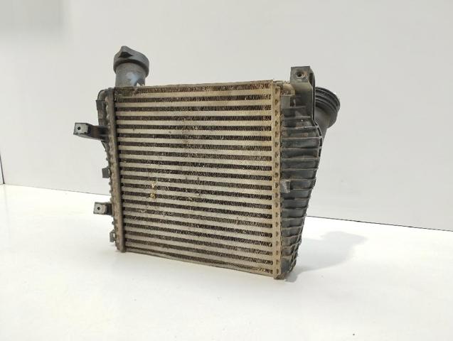 VAG 7P6145804F Интеркулер в наличии Тернополь