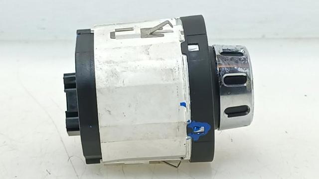7P6927135 VAG купить в Ужгород