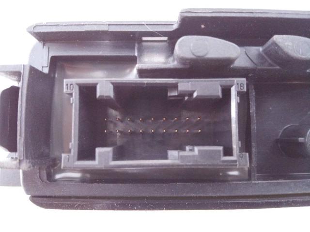 PORSCHE 7PP035620J в наличии Черкассы