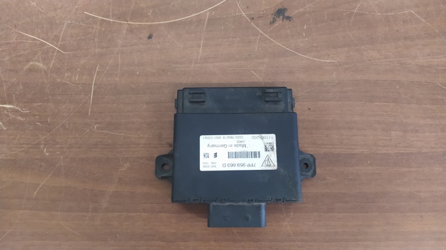 PORSCHE 7PP959663D в наличии Львов
