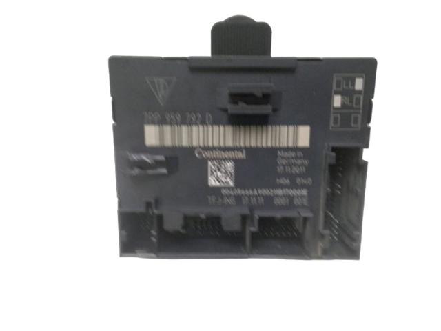 PORSCHE 7PP959792D в наличии Николаев