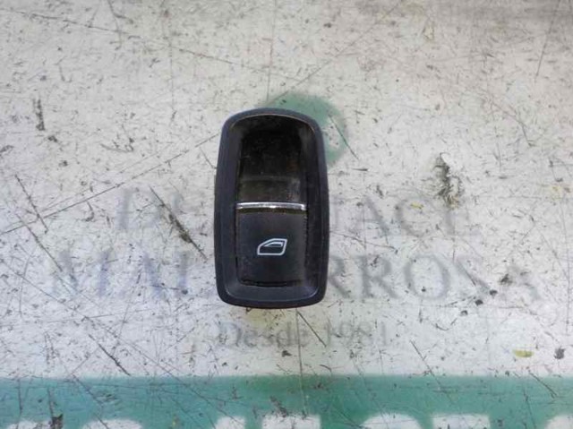 PORSCHE 7PP959855BDML Кнопка включения мотора стеклоподъемника передняя правая в наличии Павлоград