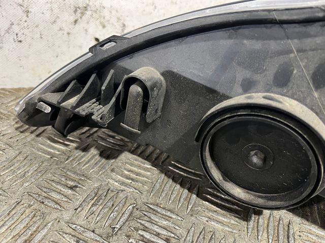 FORD 7S7113100EF Фара правая в наличии Ровно